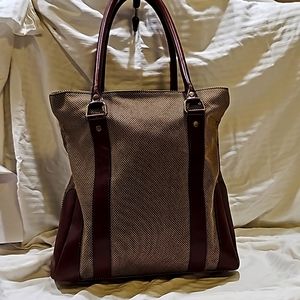 LL Bean Traveler Tote. EUC. Twill and Leather. 3 Lg compartments